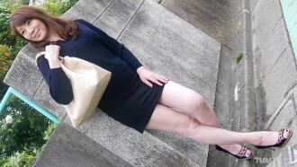 060525_100 絕美熟女，迷倒眾生，大腿上佈滿平行連續雙油！