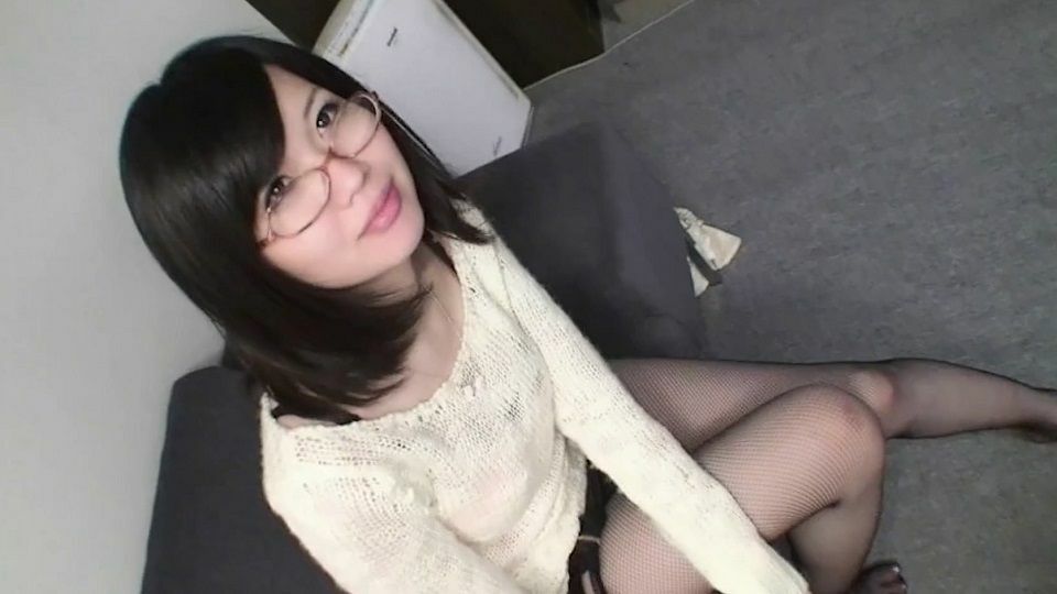 FC2-PPV-1101931 身材苗條的大胸女孩？
