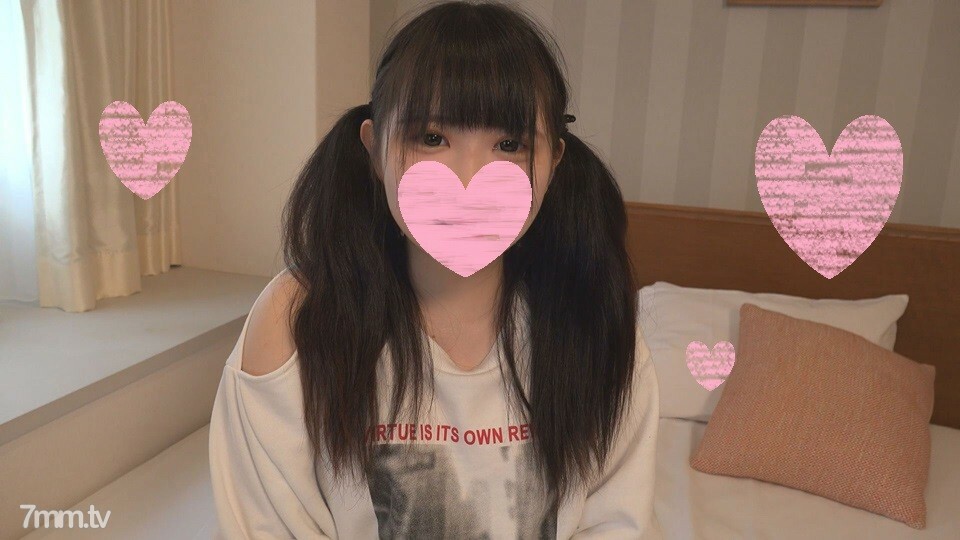 FC2-PPV-1358075 ★ 外觀 ☆ 雙尾豐滿豐滿蘿莉女孩 Lara 19 歲 ☆ 敏感豐滿乳頭 ♥ 先用電動按摩器噴 ♥ 吹口水 ♥ 剃光貓的原始下巴 ♥ [個人拍攝] * 有福利！