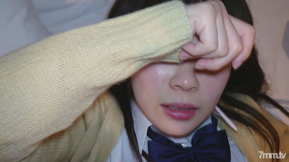 FC2-PPV-1416541 【個人拍攝】商業部正經的大屁股女兒I-chan，心地善良的勝爸爸，把雞巴頂到喉嚨後面，用無膠松鼠施肥