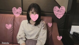 FC2-PPV-1560044 ★ 已婚婦女外觀 ☆ 想要被取下的討厭的色情妻子美奈子 37 歲 ☆ 村村到她丈夫的另一個人的公雞 ♥ 做突然要求插入陰道射精的改造 ♥ 毫不猶豫地刺穿陰道 大量的陰道暨拍攝♥ [個人拍攝] * 有福利