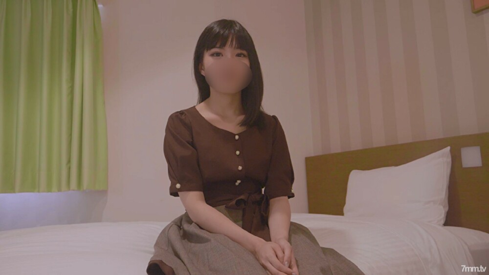 FC2-PPV-1588940 【個人拍攝】麗卡20歲女大學生Refre小姐★我做了一個整潔的JD穿超臟內衣並做了陰道射精！