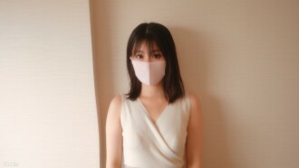 FC2-PPV-2217618 哭！ !!眼淚。 《真正的業餘》的《真正的眼淚》 涉外化妝品銷售員，《眼淚Porori》Lori 美麗的業餘美女在S○X期間開始哭泣，即使哭了也會在美女內部射精“個人拍攝”原創第170人