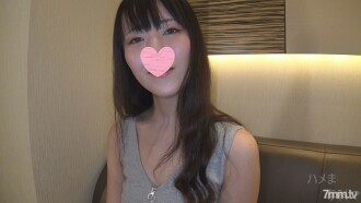 FC2-PPV-2449184 De S姐姐奇聞趣事版♪一邊害怕視力強的她，一邊進行大量的陰道射精！看到大量精液流出，姐姐也苦笑（^ω^）*優質版+評論福利♪【個人拍攝/原創】