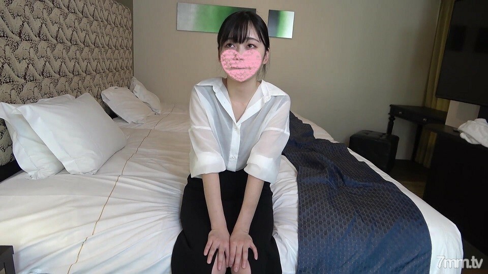 FC2-PPV-2585015 【限定】偶像級市政廳工作人員珍貴視頻公開。