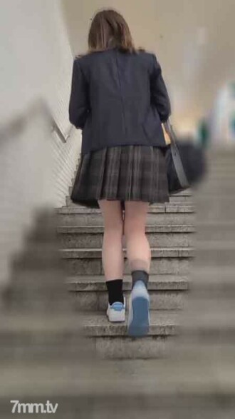 FC2-PPV-2783458 *直到今天*縣級正規課程兼職系統②皮膚白皙的巨乳女孩，支持她餵養她的兄弟而不是她的母親奇聞趣事FC2-PPV-2783458