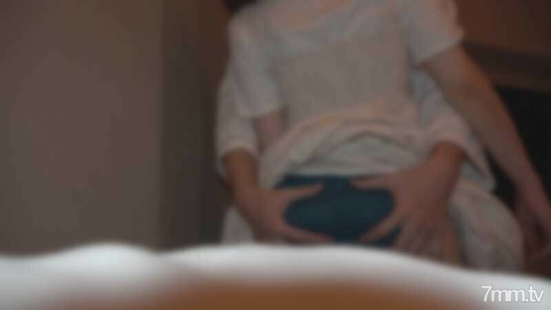 FC2-PPV-3089033 直到明天，《#39-3》麵包店海報女郎，大屁股太上癮了！ ！大量插入生和顏射♡相互感覺♡