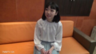 FC2-PPV-3173671 作風出眾的學生便利店店員!有這樣的女孩上夜班可以嗎?