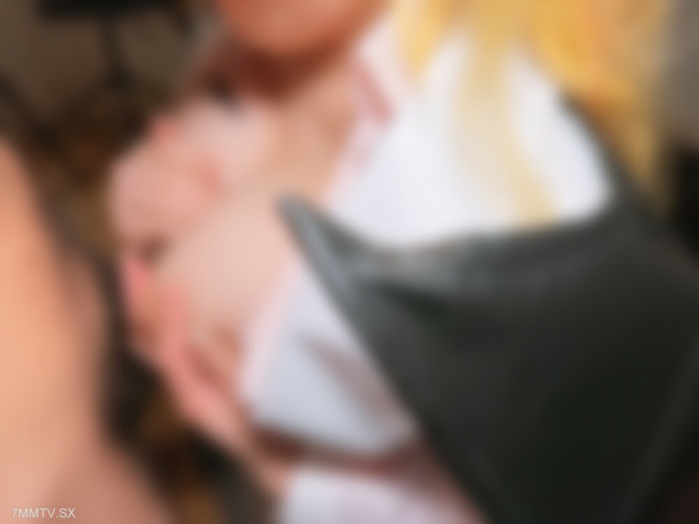 FC2-PPV-3251673 ☆復活（慶典）☆Kuni Treasure Icup 美巨乳【3天限定販賣】Vtuber reign ○巧克力，Otoha 醬粉等完成。由少女坤扮演黑色暗角色 paizuri 是什麼感覺？