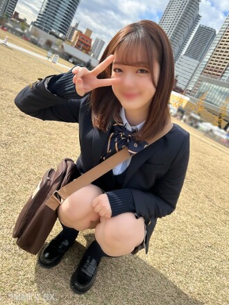 FC2-PPV-3254975 *初始限定* [個人節拍/J/系統] 熊部梨子 18 歲``可能出汗（Teru）''公司活動經常性 SEX 叔叔 Saffle Waindo 射精現場交流♪FC2-PPV- 3254975