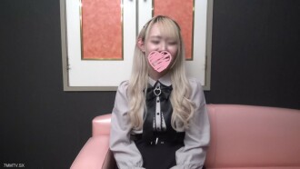 FC2-PPV-3275029 [新限定版] 穿著白布衣服的瘦小女孩麻美小姐躺在地板上。我真的很喜歡為什麼，最後一個是秘密射精......？