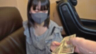 FC2-PPV-3314018 我被騙了，我在翠達。大量精液順著未經處理的陰影溢出到漂浮的地面上。 FC2-PPV-3314018