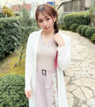 FC2-PPV-3349980 [已婚女人] 充滿成熟性感的已婚女人。同時擁有兩台電動按摩器及遊樂設備、失能老人看護、失能老人看護。