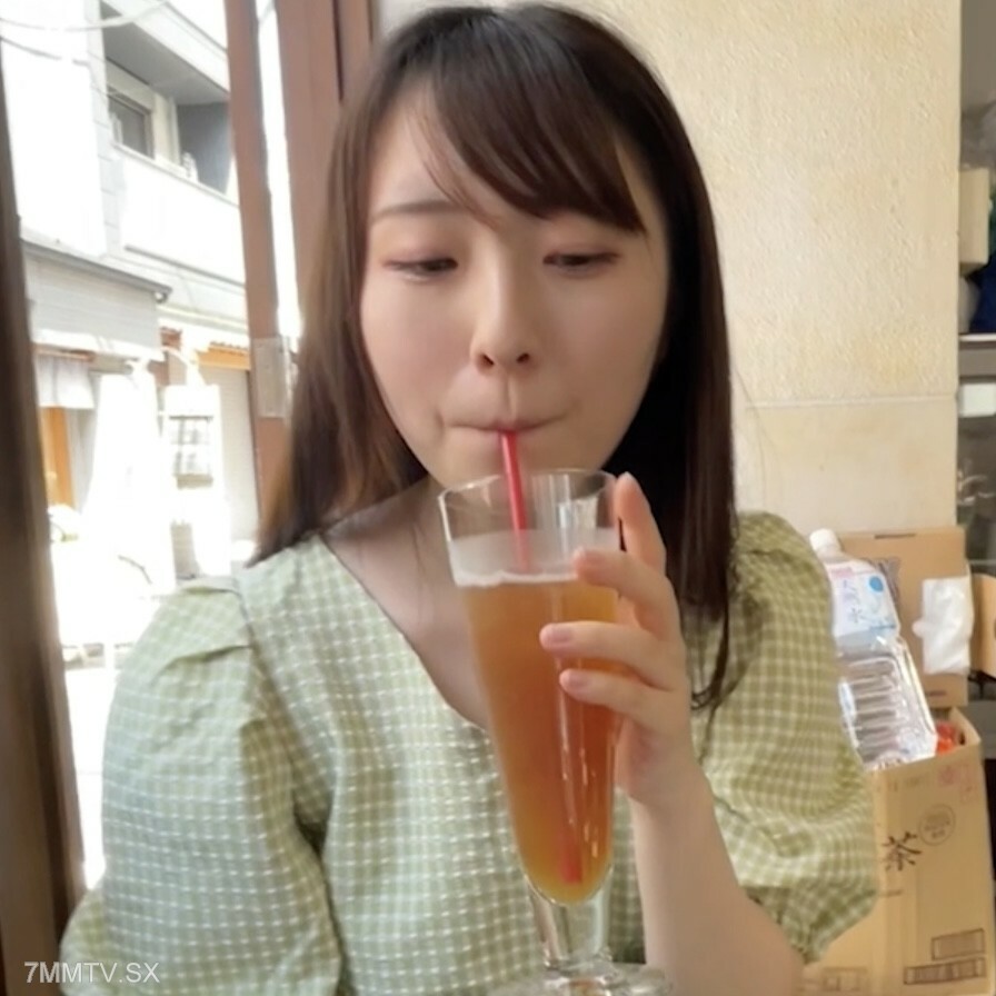 FC2-PPV-3437395 午餐後 10 分鐘與未來的酵母關節你可以做什麼 Shinobu 口性交射精 10 分鐘