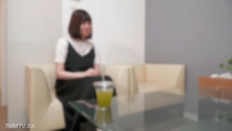 FC2-PPV-3712828 羞辱和尷尬的里沙醬油（23歲）進行真空口交換。 * 4K高品質畫面