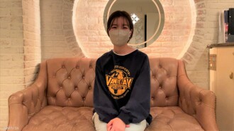 FC2-PPV-3746279 [番外]一名22歲的大學生，穿著短衣服看起來非常好。一款持久耐用的電動按摩器，可在疼痛時使用。
