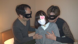 FC2-PPV-380256 【個人拍攝】【出差】一個簡單的職業學生，20歲，第一次多人玩www【優質版可用】