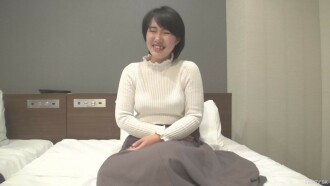FC2-PPV-4027270 老四結婚三思，妻兒中出。 「這是我第一次出國治療，但我已經有了第四個孩子，所以很有趣。」系列續集 父母18歲 [個人收藏] 高品質ZIP