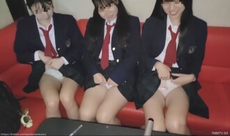 FC2-PPV-4063824 女學生的甜點店罕見地兼職做一份夜間工作……之後，四友一友開始了。