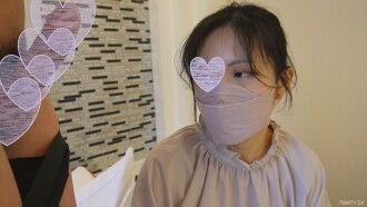 FC2-PPV-4131291 敏感的女大學生Marin-chan有大量的原始性愛和中出！