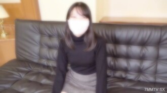 FC2-PPV-4205585 黑髮整齊乾淨，J○有著濃濃的性慾…被告不需要認清他的臉，但無法無天的克服，興奮，射精…濃濃的變化已經做好了，嘴巴特別乾淨*。 *可用評論獎金