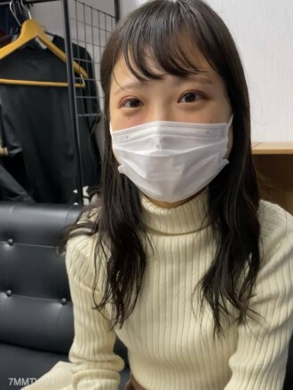 FC2-PPV-4218492 以前訪問過完整的業餘極其可愛的合法**娃娃臉*真正的戰鬥中出0026