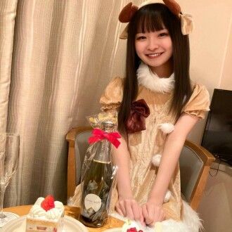 FC2-PPV-4291605 香魚聖誕特輯！與天才和可愛的馴鹿的終極性愛！ Ayu-chan的最新未公開作品！
