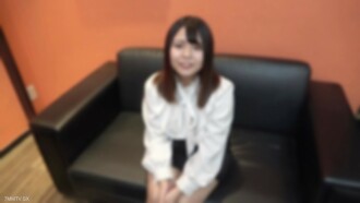 FC2-PPV-4338277 鎮上找個142cm巨乳可愛小妹！ ！短的*是色情的並且具有最高的敏感性！ ！ ！
