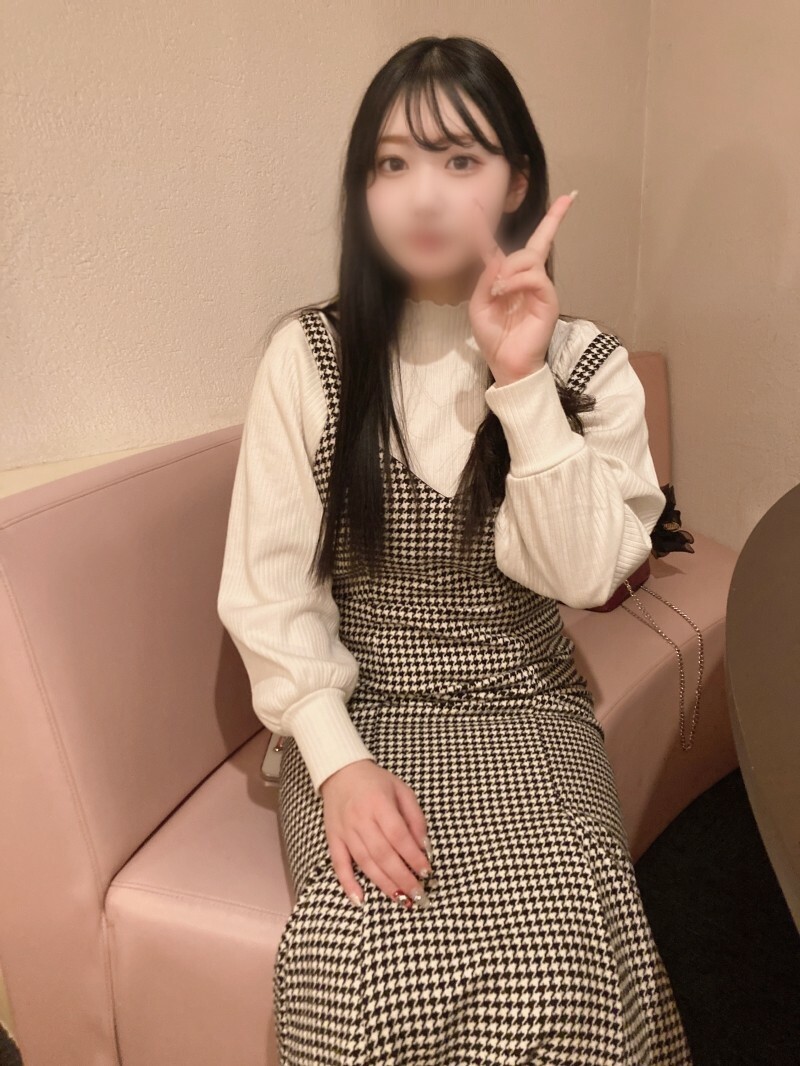 FC2-PPV-4439704 【永久版】與銅管樂部超凡E罩杯整潔美女的便衣酒店約會！原始性交和吞嚥精液與大雞巴淚眼汪汪的深喉！