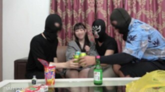 FC2-PPV-4524304 我親自玩遊戲，開家庭會議，沒有人可以監視我。