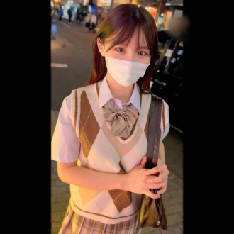 FC2-PPV-4530795 【麥當娜在課堂】偶像級18歲中出集體中出案出爐