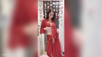 FC2-PPV-4550197 在公司的時候，我常常會忍不住看到一件事：「忍不了，思緒早回來了」。