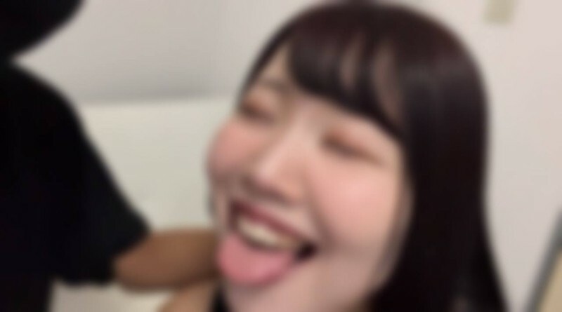 FC2-PPV-4566349 [未經審查] H 杯長黑髮淫蕩大乳房和口水性！