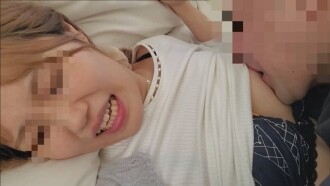 FC2-PPV-4647280 她瞞著丈夫借錢，卻無力償還，丈夫便把她帶到自己的房間，亂摸她的身體，雖然她徒勞地反抗，但他還是將大量非丈夫的精液射入了她的陰道。