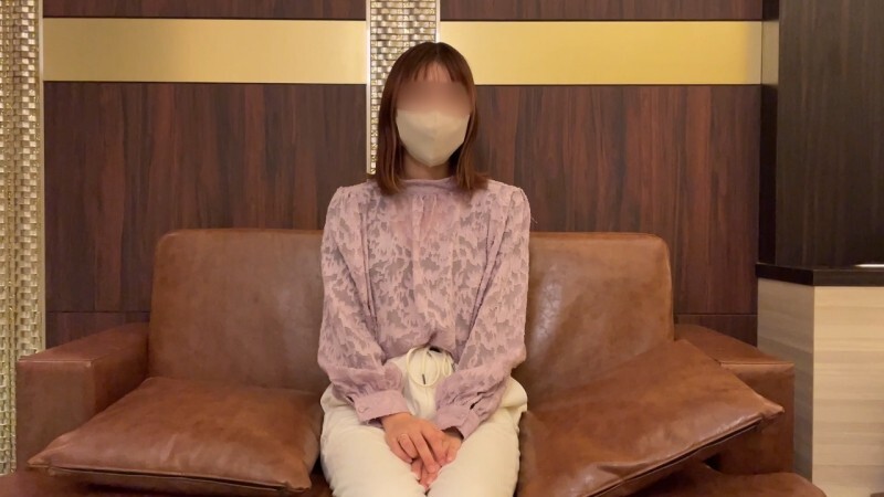 FC2-PPV-4659049 【可以中出】和秒射男友交往的大學生NTR。被另一個男人的陰莖插進她體內的快感逐漸增加。當 Miya 下來並想要懷孕時，她就不負責任地被內射。