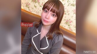 FC2-PPV-4673039 大./學校./2./年/！ Mana-chan 太可愛了！二次射精♡泳池頻繁換口！當然，連續顏射、射精也經常包含在內，還有更多！而且內容非常豐富！嘿嘿