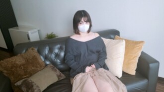 FC2-PPV-4674306 ♡半價到5/6【無碼，完全素人】前運動員是31歲結婚第二年的可愛妻子，性慾旺盛！她喜歡感到尷尬，所以她舔內褲和濕潤的陰莖汁液，並用巨大的陰莖真正射精！
