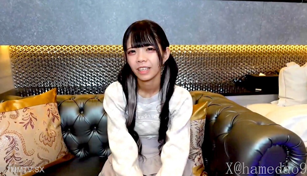 FC2-PPV-4703902 「啊啊啊，我在這裡……」18歲的受虐狂少女，當時還在上學。期待與你見面，我正在創作一本由無雙創作的書。身體的自我啟動，能夠享受的快感，以及在私密處射精的感覺，都是我最愛的設定。