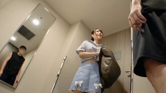 FC2-PPV-4703955 【SS級男士按摩】對超人氣少女M-chan連續射精兩次。取下保險套，準備被禁止進入沙龍進行中出。