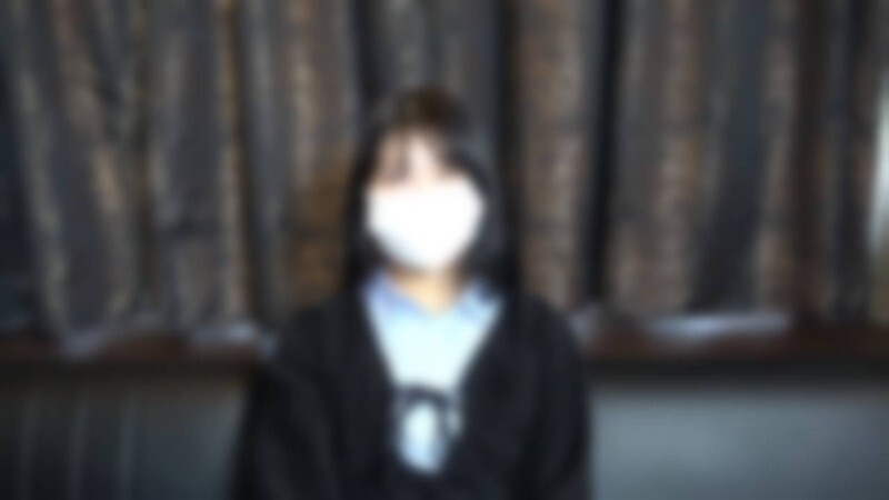 FC2-PPV-4723852 【私拍/素人】優，20歲。身材纖細可愛，散發著溫柔柔和的氣息。但在性愛方面卻非常主動。大量精液被注入她剃光的陰戶，溢出來。