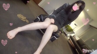 FC2-PPV-670457 【個人拍攝】19歲☆剃光蘿莉女兒第二次“我會到後面♥”害羞的女孩臉紅，同時灑男人汁自我惡魔小便完全墮落他媽的[沒有moza]有獎金視頻