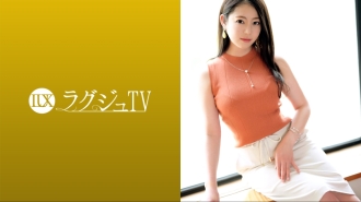 LUXU-1599 Luxury TV 1582 現役 AV 女優「初音實裡」出現在豪華 TV 上，想要在彼此尋求對方的地方擁有豐富的性愛！不僅可愛而且作為成年女性的性感也有魅力！伊庫被已經達到女人身高的身體所困擾！ ！！