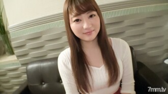 SIRO-4029 【第一槍】【強大的大屁股】意大利語工作的豐滿BODY女孩。正經女友露的屁股是..網上AV應用→AV體驗拍攝1140